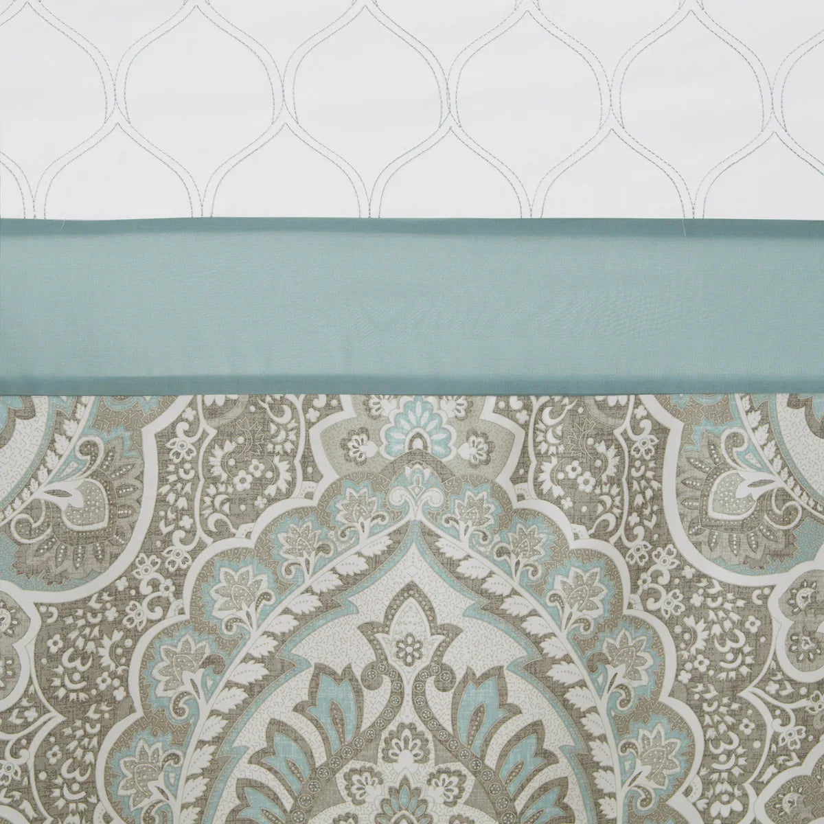 Printed and Embroidered Shower Curtain Microfiber Polyester 72x72 Inches Quick Dry