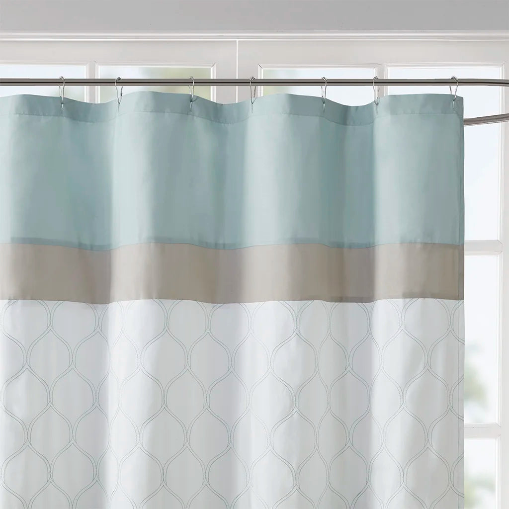 Printed and Embroidered Shower Curtain Microfiber Polyester 72x72 Inches Quick Dry