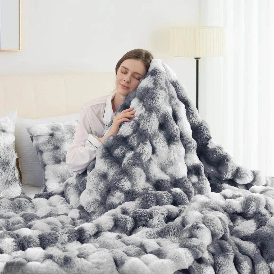 ROSEKINDCN Faux Rabbit Fleece Weighted Blanket 6 Lbs Knitted Wool Plaid Modern Bed Throw