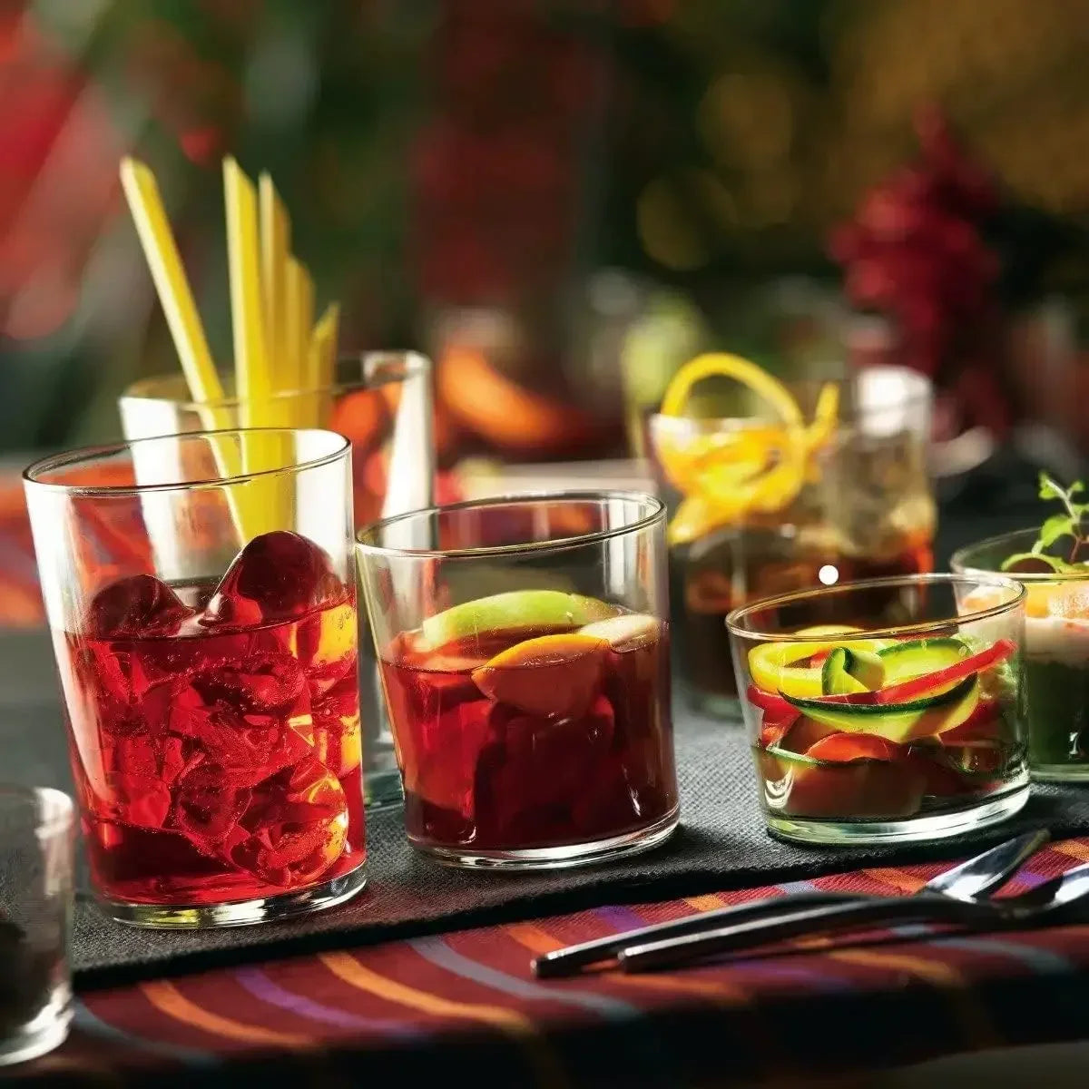 Bodega Collection Glassware Set For Water And Cocktails
