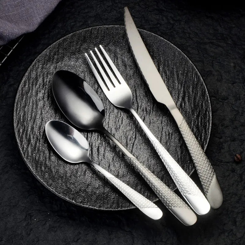 Pioggia Stainless Steel Cutlery Set For Four Person Everyday Dining With Silver Gold Coating And Mirror Bullion Finish