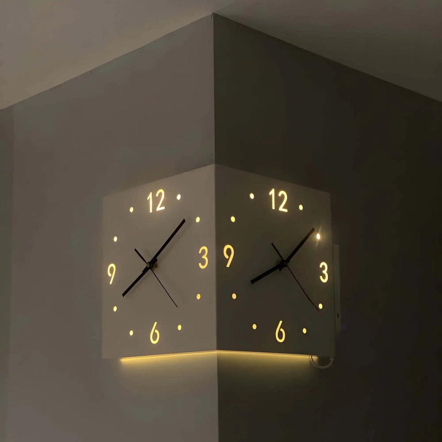 Double Sided Luminous Corner Wall Clock Quartz Mute Modern Living Room Decor Elegant Contemporary